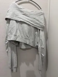 カスタネ　フード付き クロップドスウェットグレー