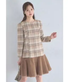 新品未開封＊トッコ　裾ファーチェック柄ワンピース　秋冬デート可愛い上品ブラウン