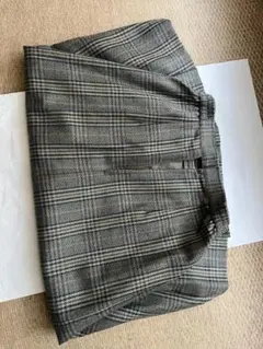 チェック柄ミニ丈プリーツスカート