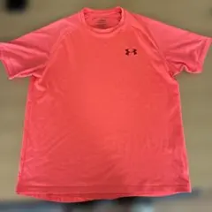 Under Armour オレンジ Tシャツ