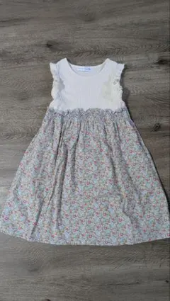 Item thumbnail for item 7aeeda08-c972-47c9-a821-cbf3112b36e2