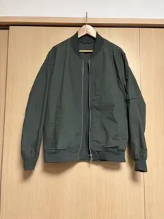 オリーブグリーン MA-1 フライトジャケット　美品　カーキ　春　ジャケット