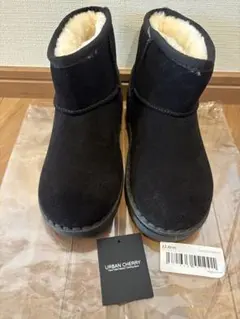 キッズ　ムートンブーツ 22.0cm