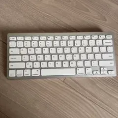 ANKER Ultra-Compact Bluetooth キーボード