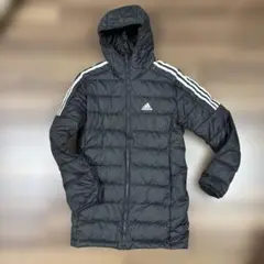 adidas ダウンコート　ベンチコート