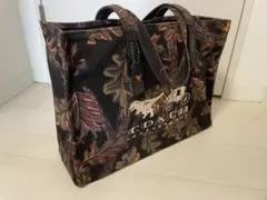 コーチ coach レキシー トートバッグのサムネイル