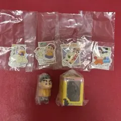 クレヨンしんちゃん　コミックスあそーとコレクション　ガチャガチャ　A賞　C賞