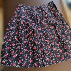 jacadi ネイビー 花柄スカート　140センチのサムネイル
