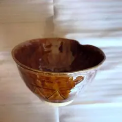 人気作家★小西陶蔵（無形文化財認定者）★備前緋襷麦酒器★たたら、型押し 人気作家☆小西陶蔵（無形文化財認定者）☆備前緋襷麦酒器☆たたら、型