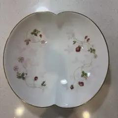 値下げ)ウェッジウッド ストロベリーデザインの陶器ボウル SとL - メルカリ