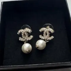 CHANELシャネル　パール　ピアス