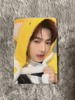 Item thumbnail for item 537927c2-f169-4ab5-827d-2d3deecdbd70