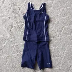 Nike ナイキ　セパレート水着 ネイビー　140cm
