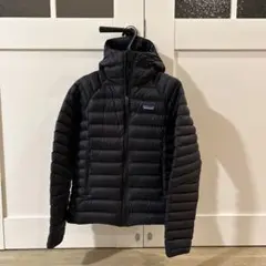 patagoniaウィメンズ・ダウン・セーター・フーディー