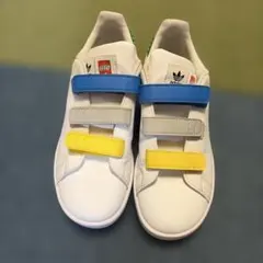 adidas スタンスミス LEGO キッズスニーカー