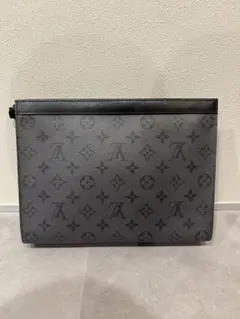 Item thumbnail for item ec2b83de-8bf8-4d4c-b69a-ff592e24a483