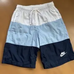 Nike トリコロールハーフパンツ Mサイズ