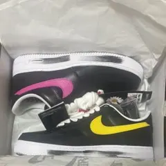 PEACEMINUSONE × NIKE Air Force 1 パラノイズ