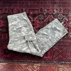 米軍実物 ミリタリー ミリタリー カーゴパンツ 迷彩 デジカモ L/Rのサムネイル