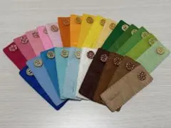 ボタンはめ　フェルト　ハンドメイド