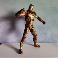 レア マーベルレジェンド アイアンマン モデル01 - ゴールド 6インチ 