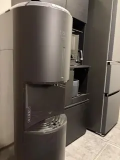 スタンドタイプ 浄水器 黒 浄水型ウォーターサーバー ボタン式 - メルカリ