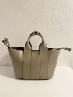 ZARA カーキ ハンドバッグ 巾着付き シンプル 大人カジュアル