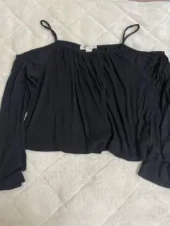 トップス　オフショルダー　H&M