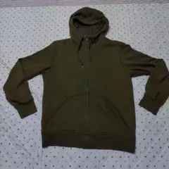 ユニクロ裏ボアスウェットパーカーＭカーキ色