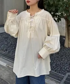 チャオパニックティピー　レースアップチュニック丈ギャザーブラウス
