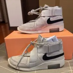 Nike Air Fear of God Raid Light Boneのサムネイル