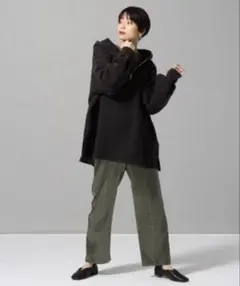 JEANASIS ラスター サテンストレートパンツ