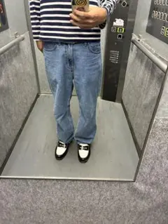 ワイドストレートデニムのサムネイル