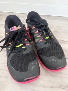 NIKE スニーカー　ランニングシューズ