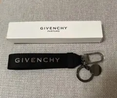 GIVENCHY キーホルダー・キーリング新品