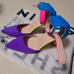 SHEIN マルチカラー ポインテッドトゥ パンプス 42のサムネイル
