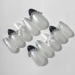 現品❤︎ブラックフレンチ× ミラーネイルチップ 韓国 ワンホン　リボン