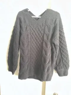 AZUL by MOUSSY ブラックVネックニット M