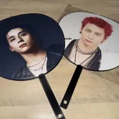 西洸人　うちわ　INI