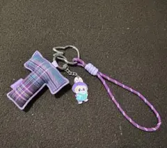 ラブブ　アルファベットペンダント【T】