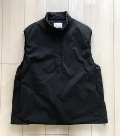2024AW）STILL BY HAND シンサレートプルオーバーベストのサムネイル