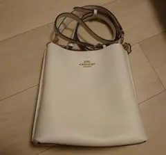 【限定値下げ】COACH ショルダー付きワンハンドルバッグ　白
