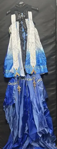 鳴潮 フルールドリス コスプレ衣装 (フルセット武器/靴/冠/角付)
