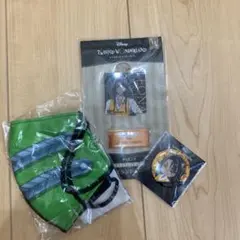 ツイステッドワンダーランド　アクリルスタンドチャーム　バッジ