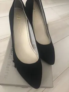 黒 スエードパンプス ブラック