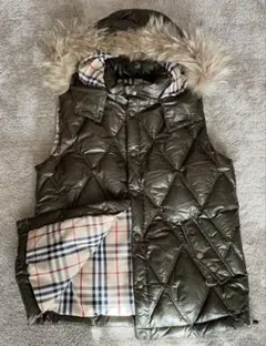 美品 バーバリーブルーレーベル ダウン ベスト 極美品 バーバリーブルーレーベル ダウンベスト ノバチェック ブラウン