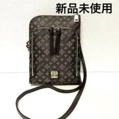 ◎新品未使用◎クリスチャン・オリビエ◎スマホ入れ◎ポシェット◎撥水加工◎