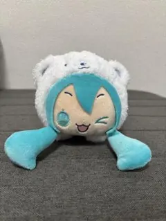 初音ミク × シナモロール 寝そべり ぬいぐるみ WINTER Ver