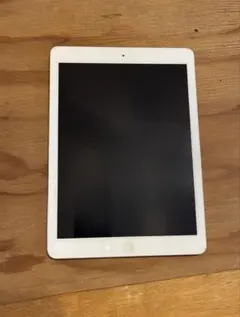 Apple iPad Air初代（第1世代）本体 シルバーのサムネイル