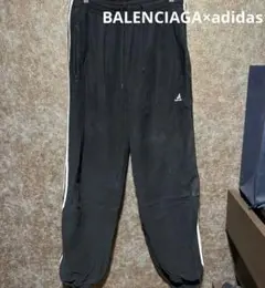 balenciaga adidasコラボ　スウェット　ワイドパンツ 黒ストライプのサムネイル